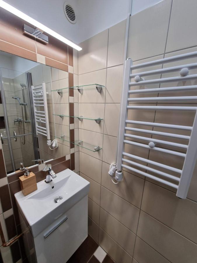 Ferienwohnung Flora Apartman Szegedin Exterior foto
