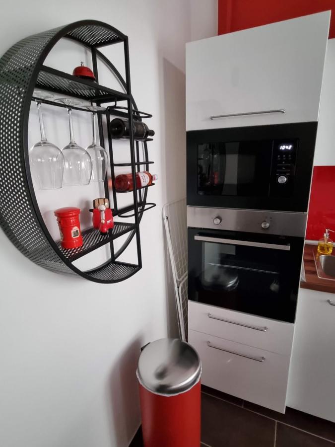 Ferienwohnung Flora Apartman Szegedin Exterior foto